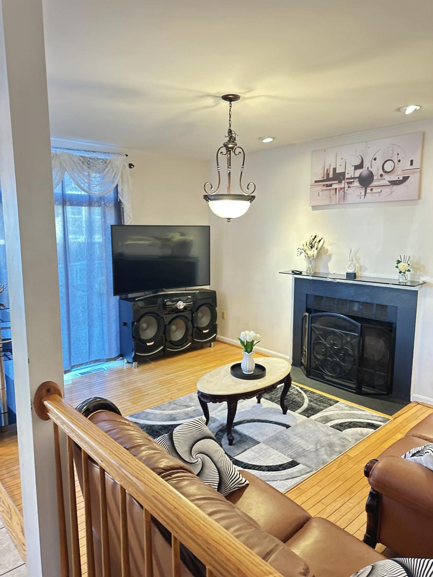 Special Rate Worthy Posh And Magnificent 4 Bedrooms And Two & Half Bath Greenbelt Luaran gambar